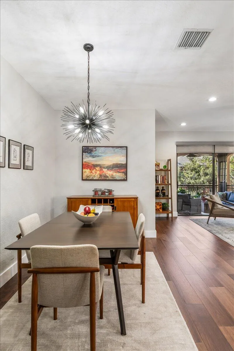 2802 Kinsington Circle #27-4 Weston, FL 33332