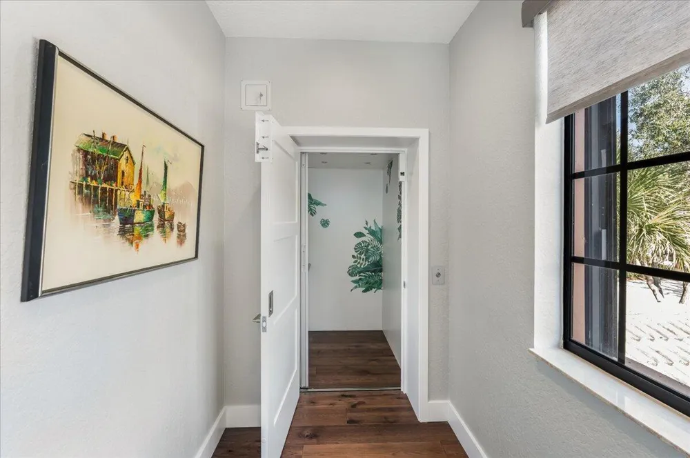 2802 Kinsington Circle #27-4 Weston, FL 33332