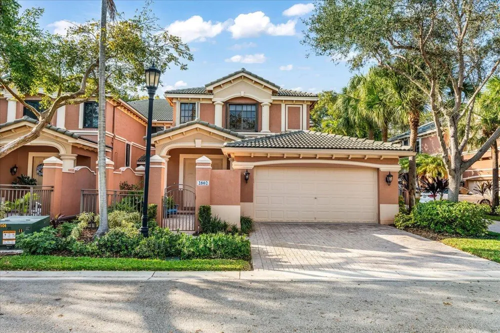 2802 Kinsington Circle #27-4 Weston, FL 33332