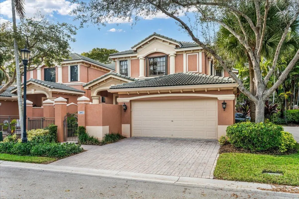 2802 Kinsington Circle #27-4 Weston, FL 33332