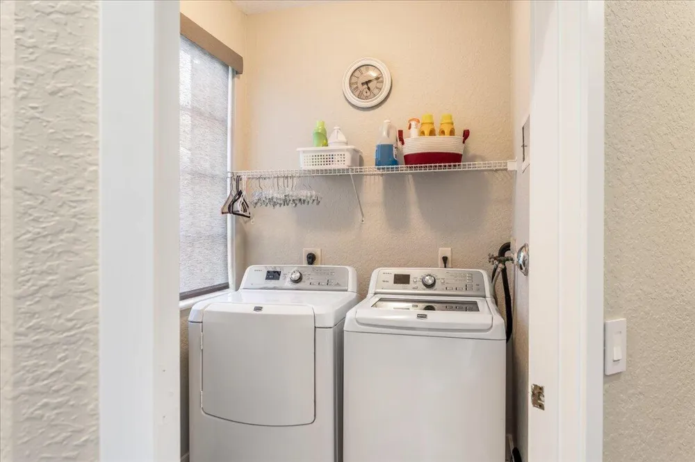 2802 Kinsington Circle #27-4 Weston, FL 33332