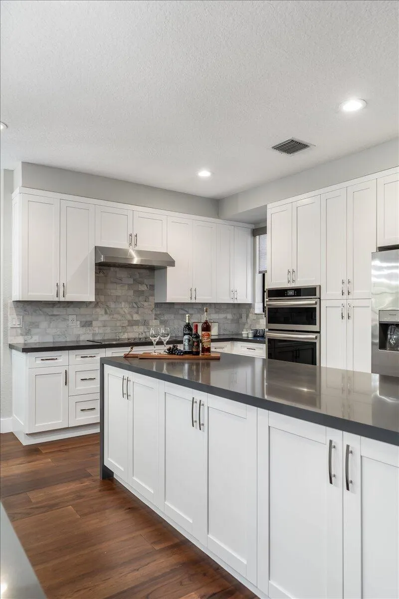 2802 Kinsington Circle #27-4 Weston, FL 33332