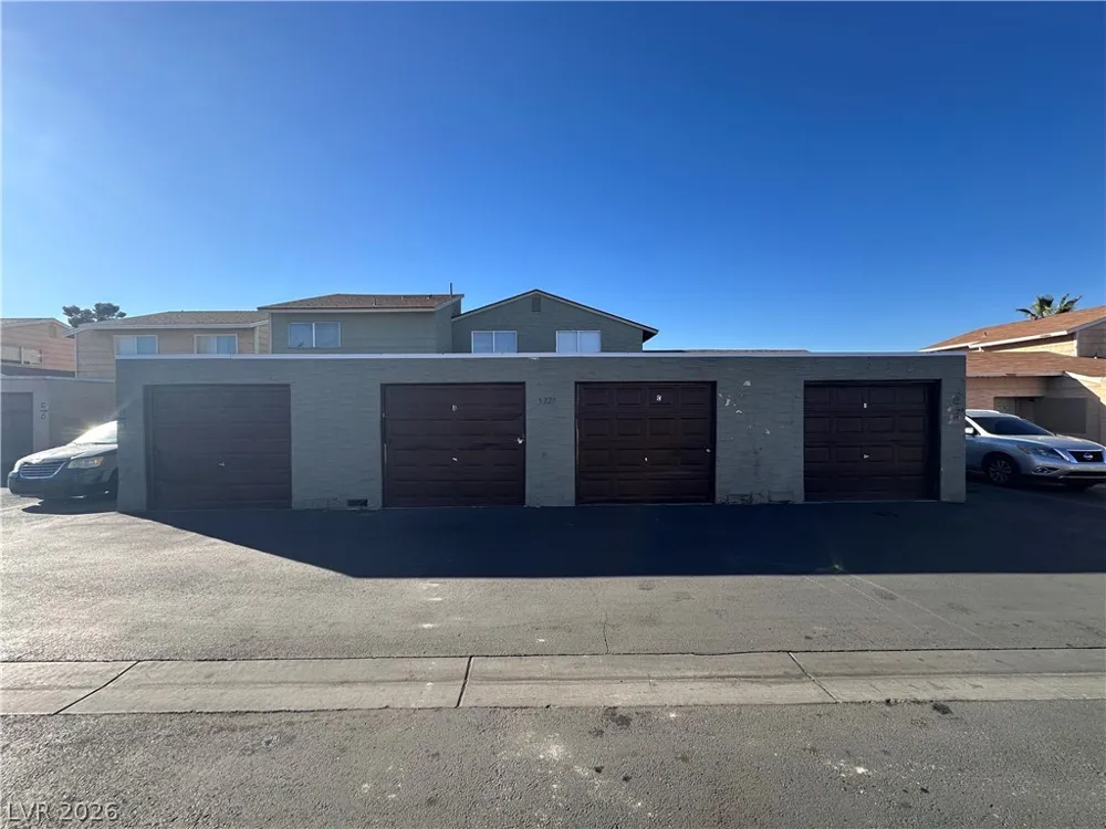 5227 Greene Lane Las Vegas, NV 89119