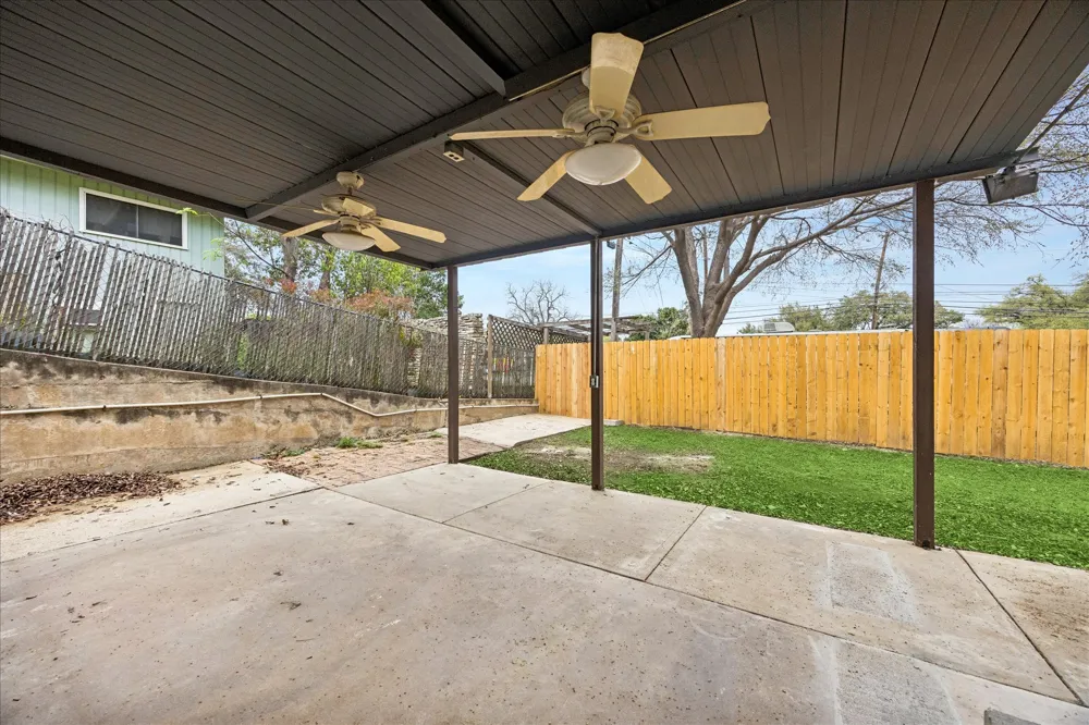 2403 Little John Lane Austin, TX 78704