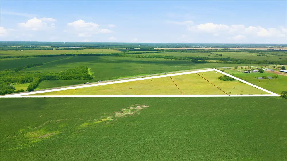 Hwy 69 Whitewright, TX 75491