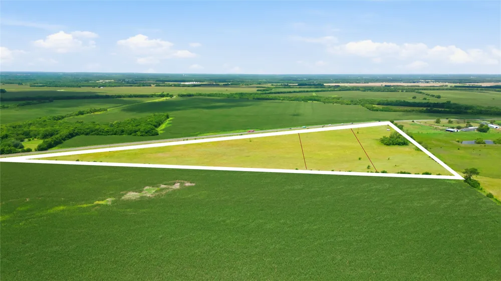 Hwy 69 Whitewright, TX 75491
