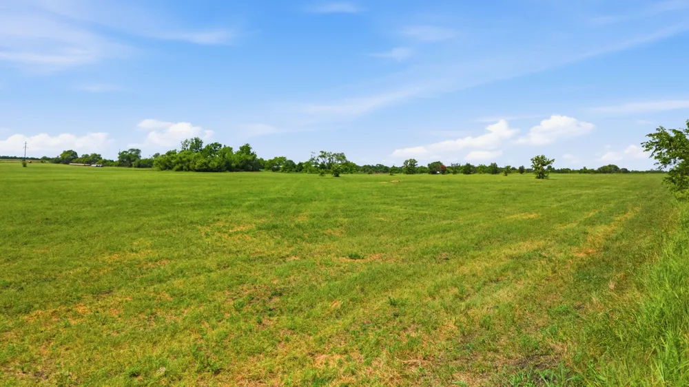 Hwy 69 Whitewright, TX 75491