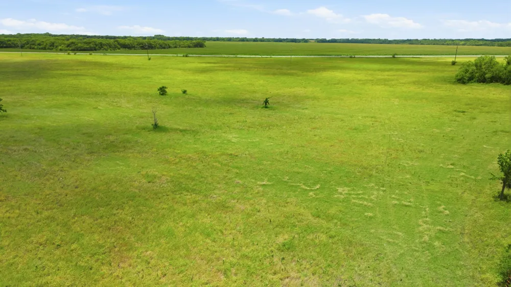 Hwy 69 Whitewright, TX 75491