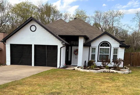 804 Clover Hill Lane