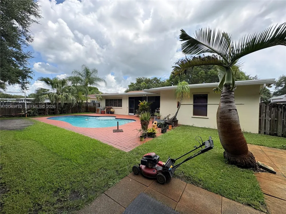 11866 SW 59th Ct Cooper City, FL 33330