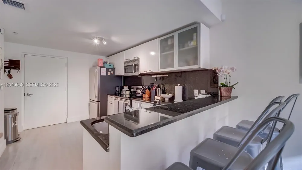 3339 Virginia St #323 Miami, FL 33133