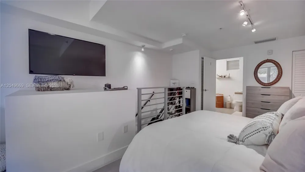 3339 Virginia St #323 Miami, FL 33133