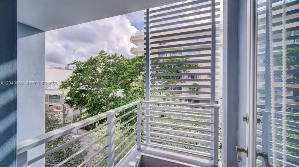 3339 Virginia St #323 Miami, FL 33133