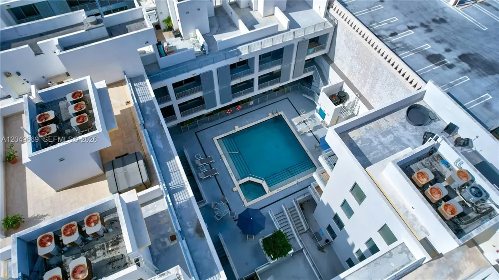 3339 Virginia St #323 Miami, FL 33133
