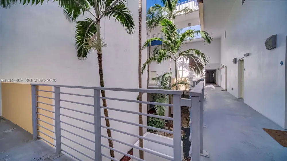 3339 Virginia St #323 Miami, FL 33133