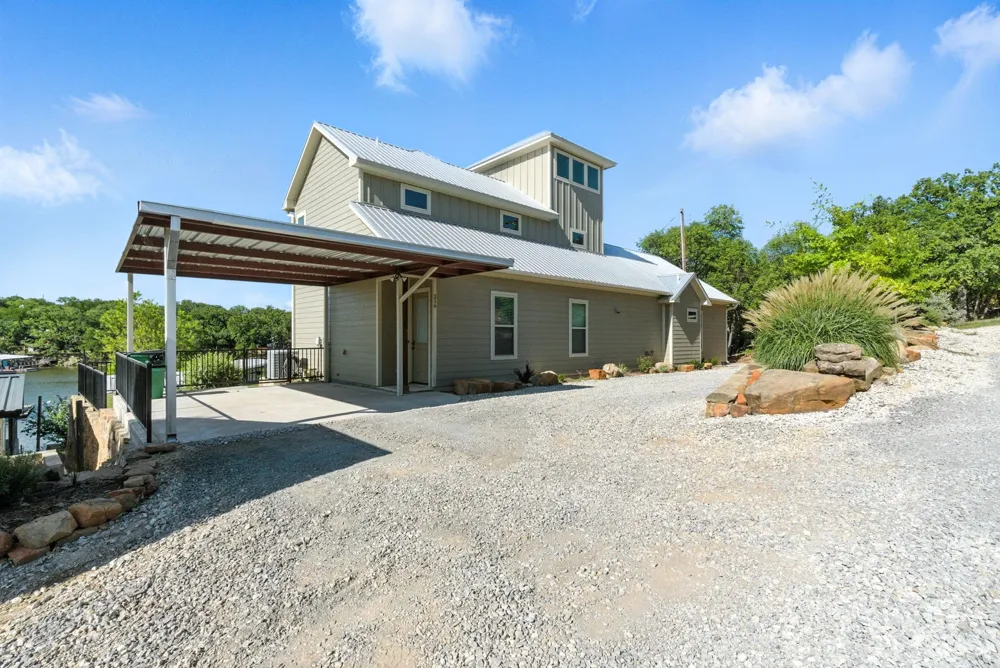 216 Private Road 1735 Chico, TX 76431