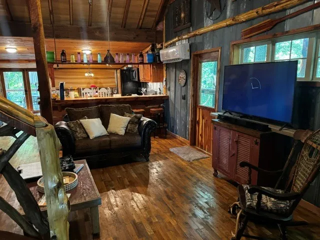 200 Jennifer Ln Dowelltown, TN 37059