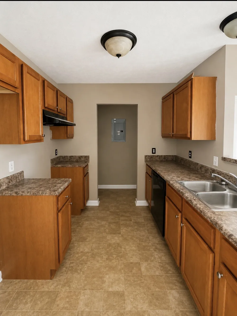 27 Winding Hills Ln Gordonsville, TN 38563