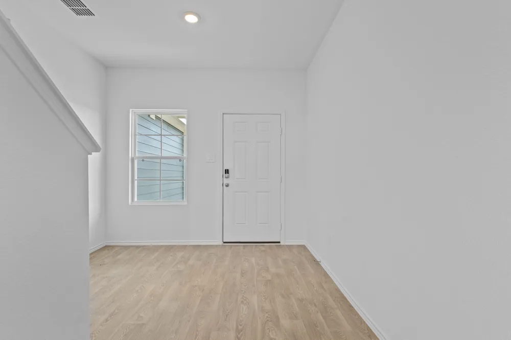 175 Arnold Loop Uhland, TX 78640