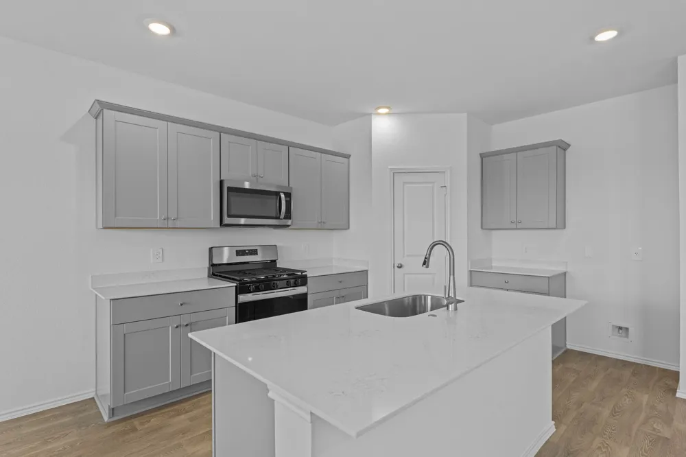 175 Arnold Loop Uhland, TX 78640