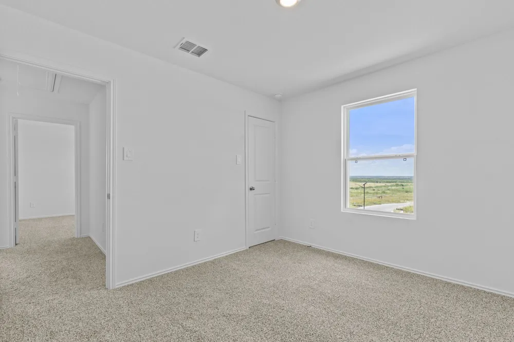 175 Arnold Loop Uhland, TX 78640