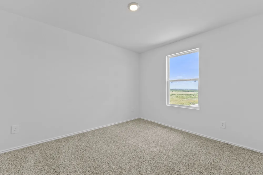 175 Arnold Loop Uhland, TX 78640