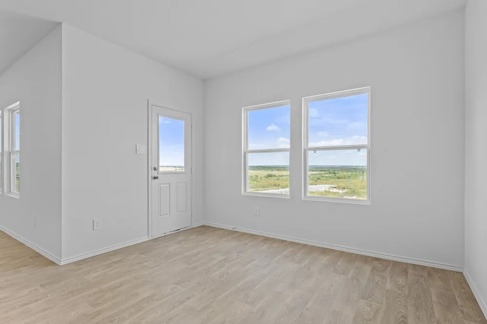 175 Arnold Loop Uhland, TX 78640