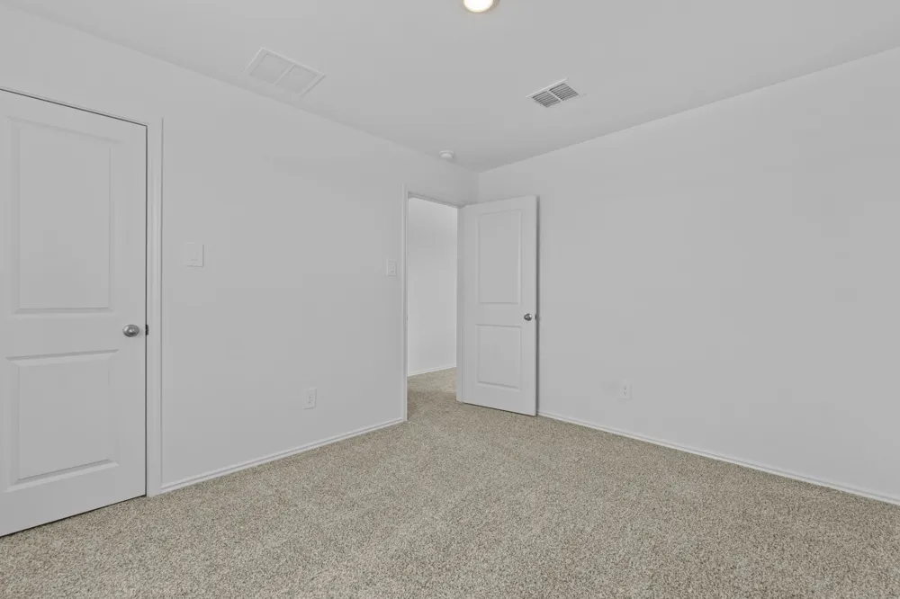 175 Arnold Loop Uhland, TX 78640