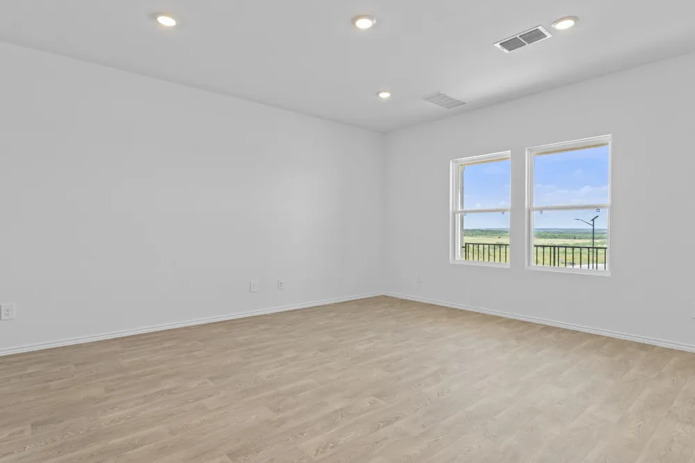 175 Arnold Loop Uhland, TX 78640