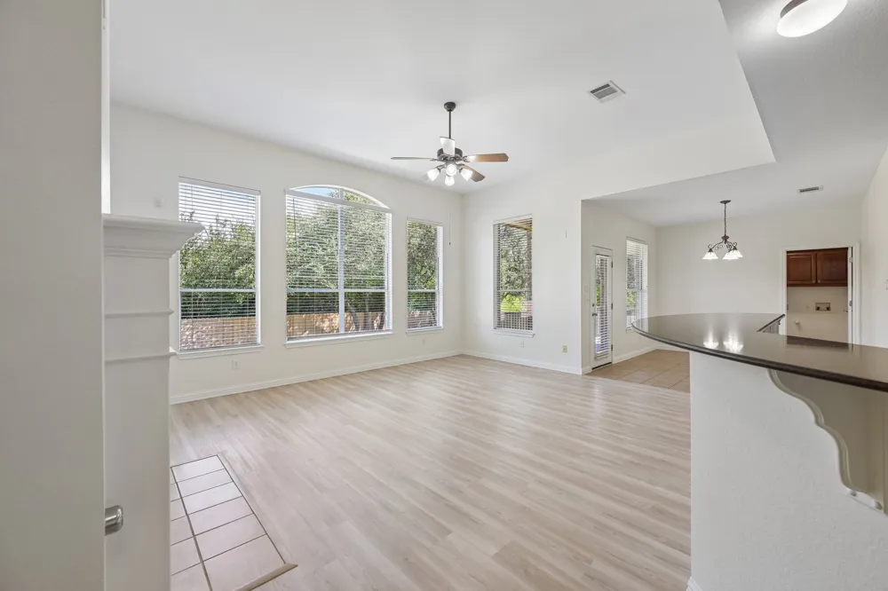 7224 Tanaqua Lane Austin, TX 78739