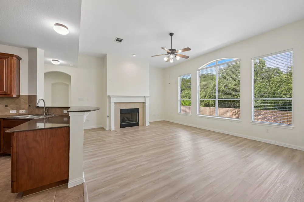 7224 Tanaqua Lane Austin, TX 78739