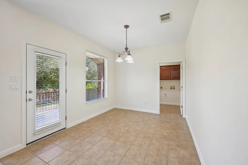 7224 Tanaqua Lane Austin, TX 78739