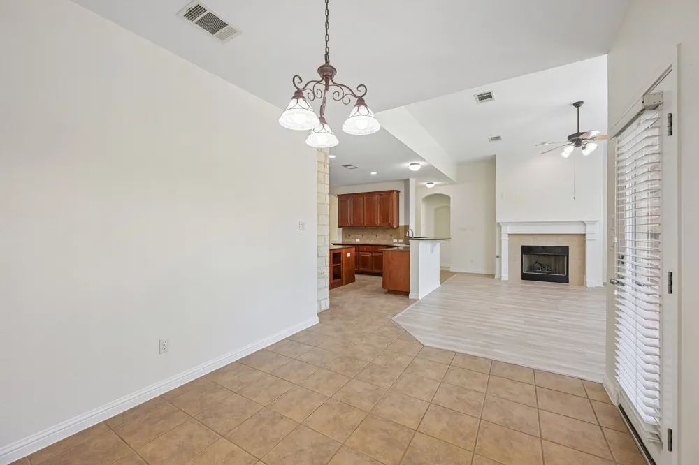 7224 Tanaqua Lane Austin, TX 78739