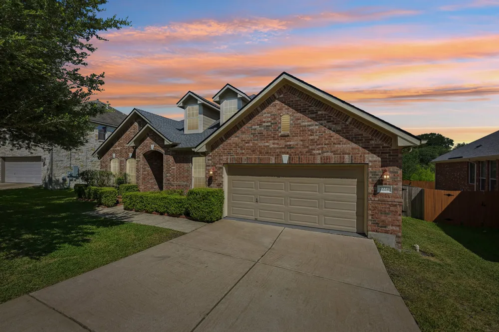 7224 Tanaqua Lane Austin, TX 78739