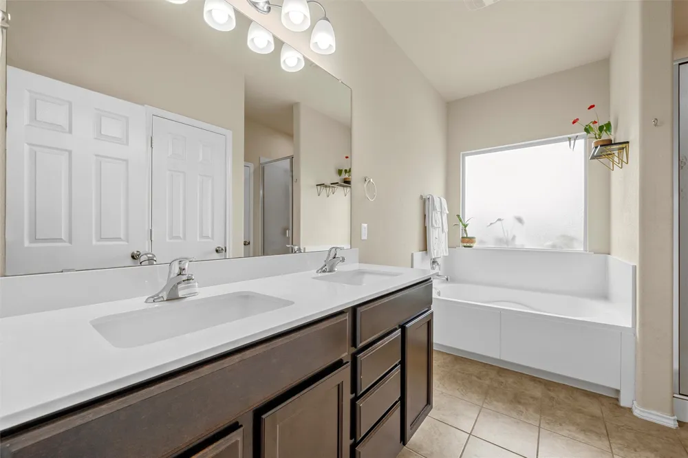 11116 Whitlock Drive Lorena, TX 76655
