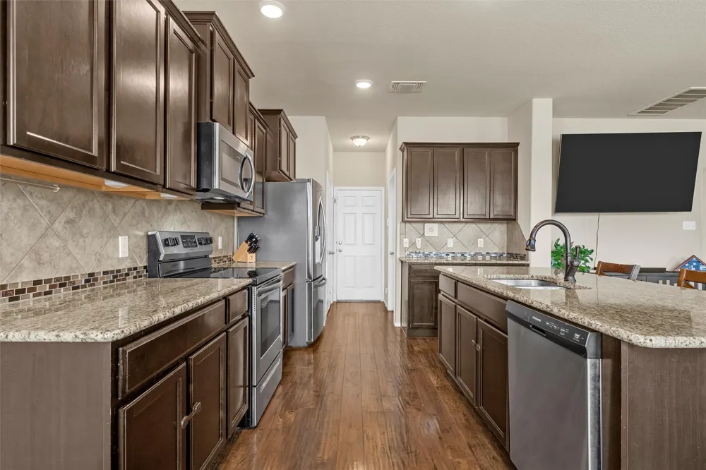 11116 Whitlock Drive Lorena, TX 76655