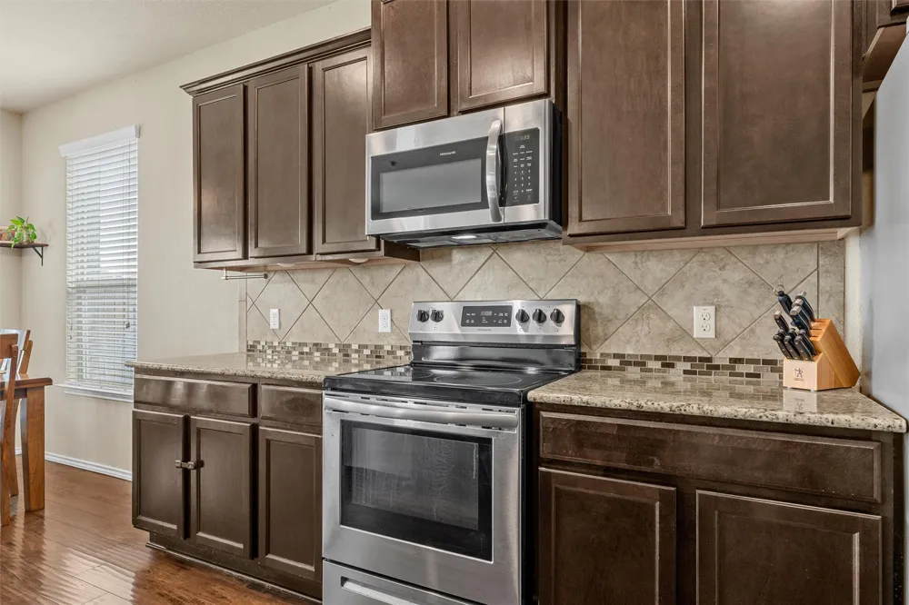 11116 Whitlock Drive Lorena, TX 76655