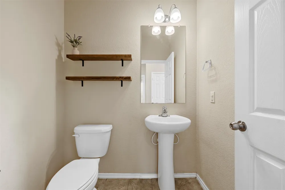 11116 Whitlock Drive Lorena, TX 76655