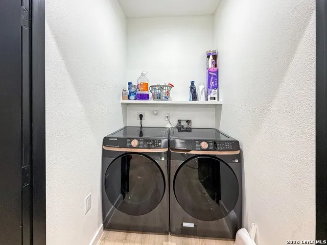 308 S MESQUITE ST Unit 4 San Antonio, TX 78203