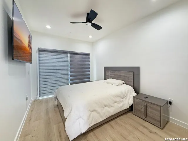 308 S MESQUITE ST Unit 4 San Antonio, TX 78203