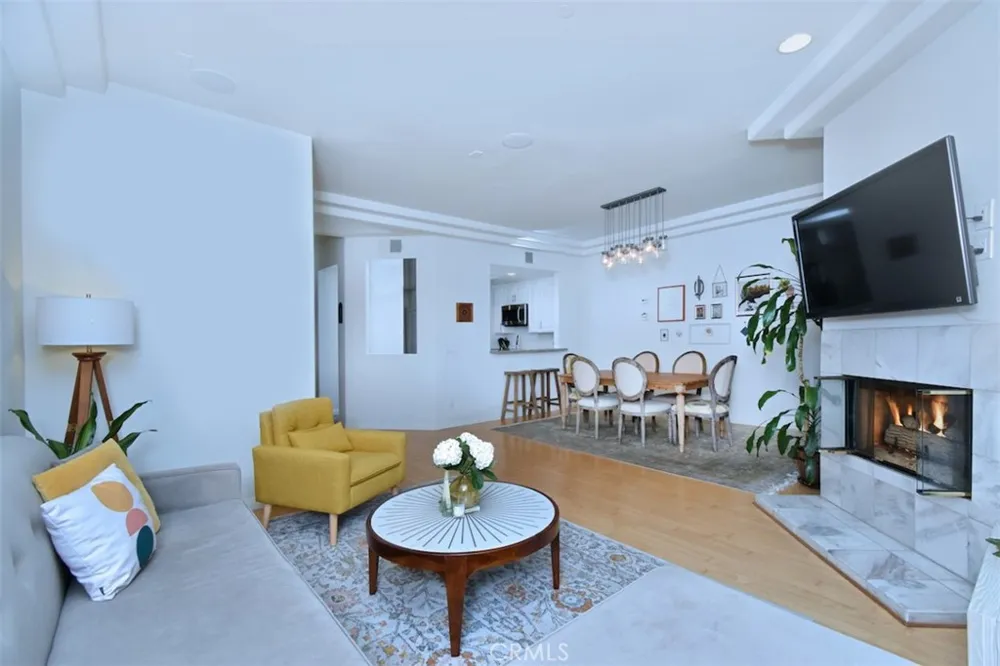 11847 Laurelwood #304 Studio City, CA 91604