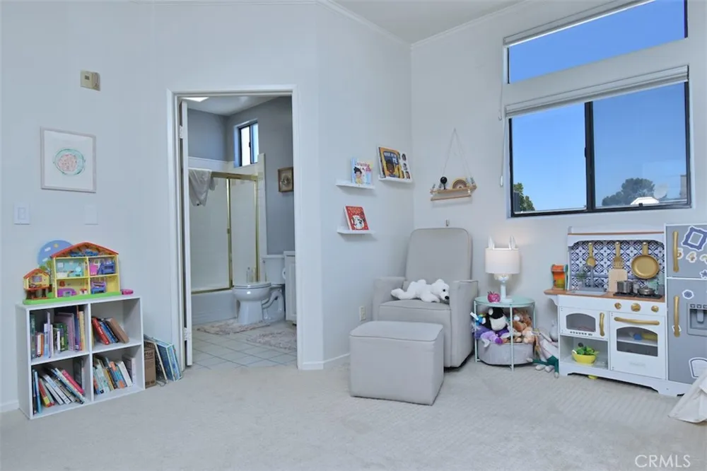 11847 Laurelwood #304 Studio City, CA 91604