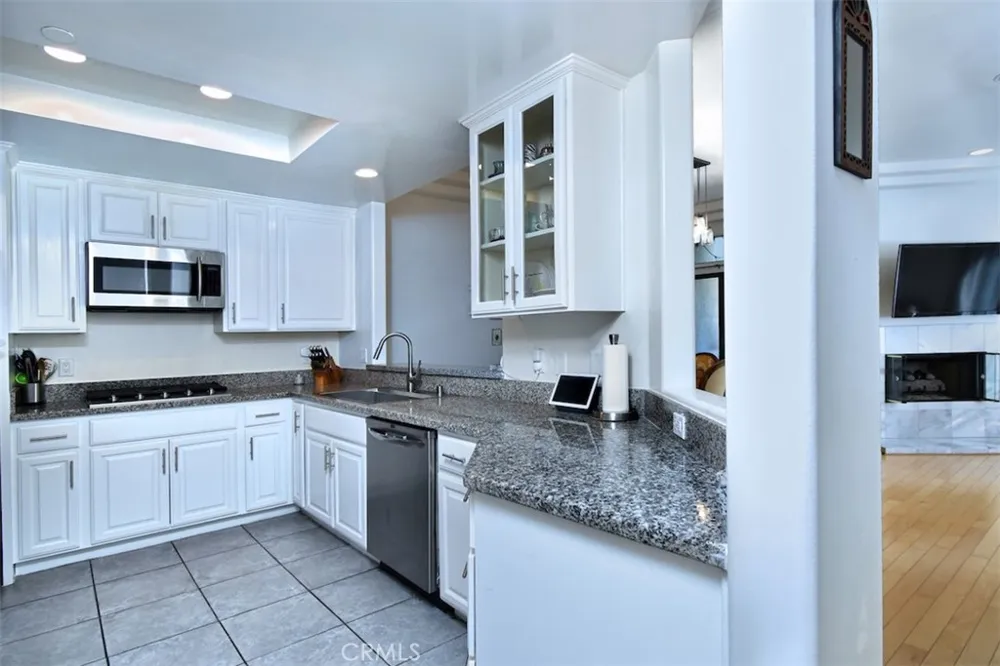 11847 Laurelwood #304 Studio City, CA 91604