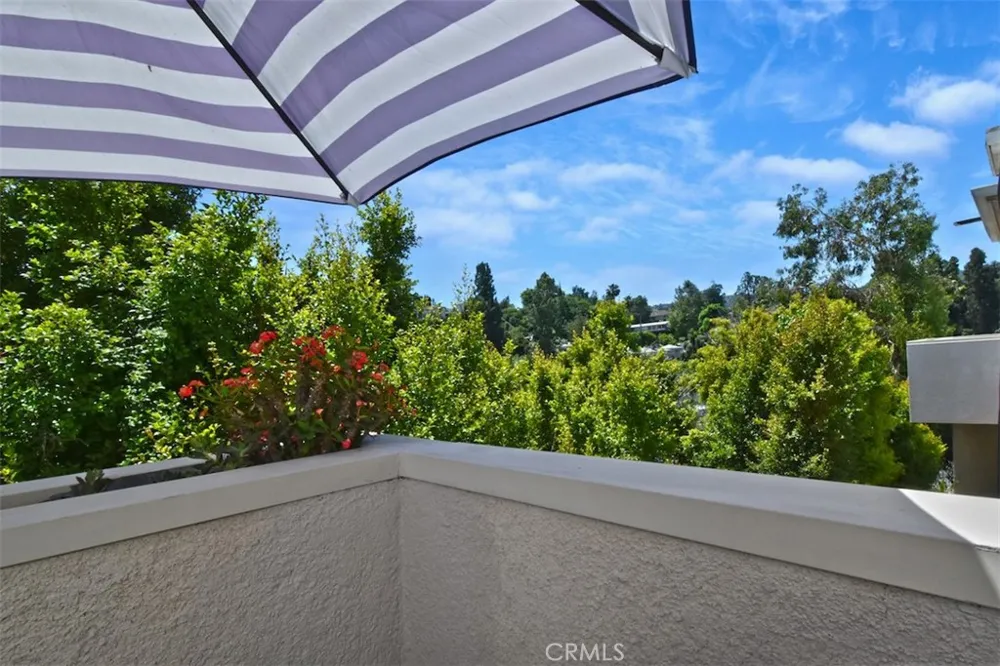 11847 Laurelwood #304 Studio City, CA 91604