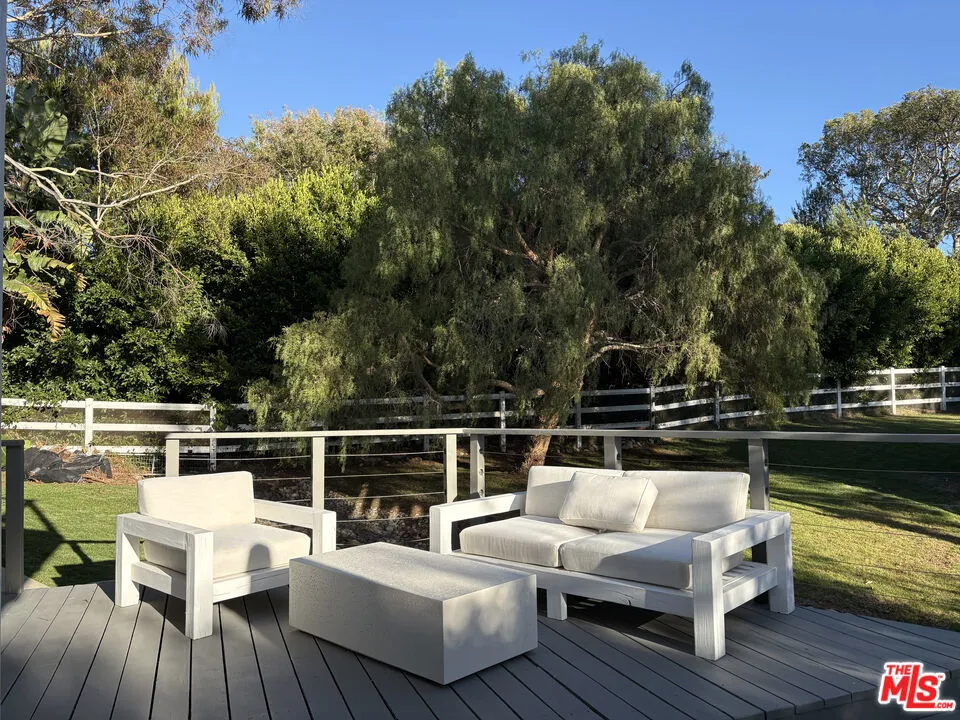 30370 Morning View Drive Malibu, CA 90265