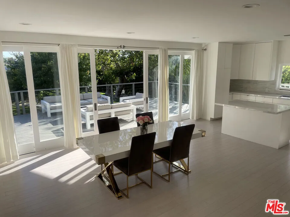 30370 Morning View Drive Malibu, CA 90265