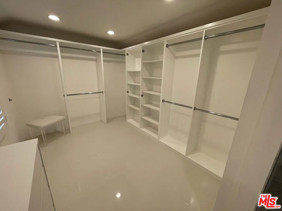 30370 Morning View Drive Malibu, CA 90265