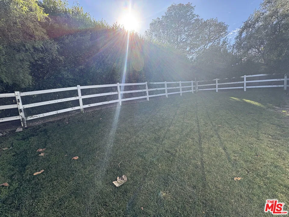 30370 Morning View Drive Malibu, CA 90265