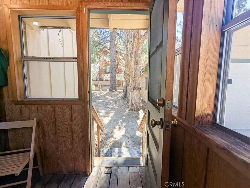 33597 Green Valley Lake Road Green Valley Lake, CA 92341