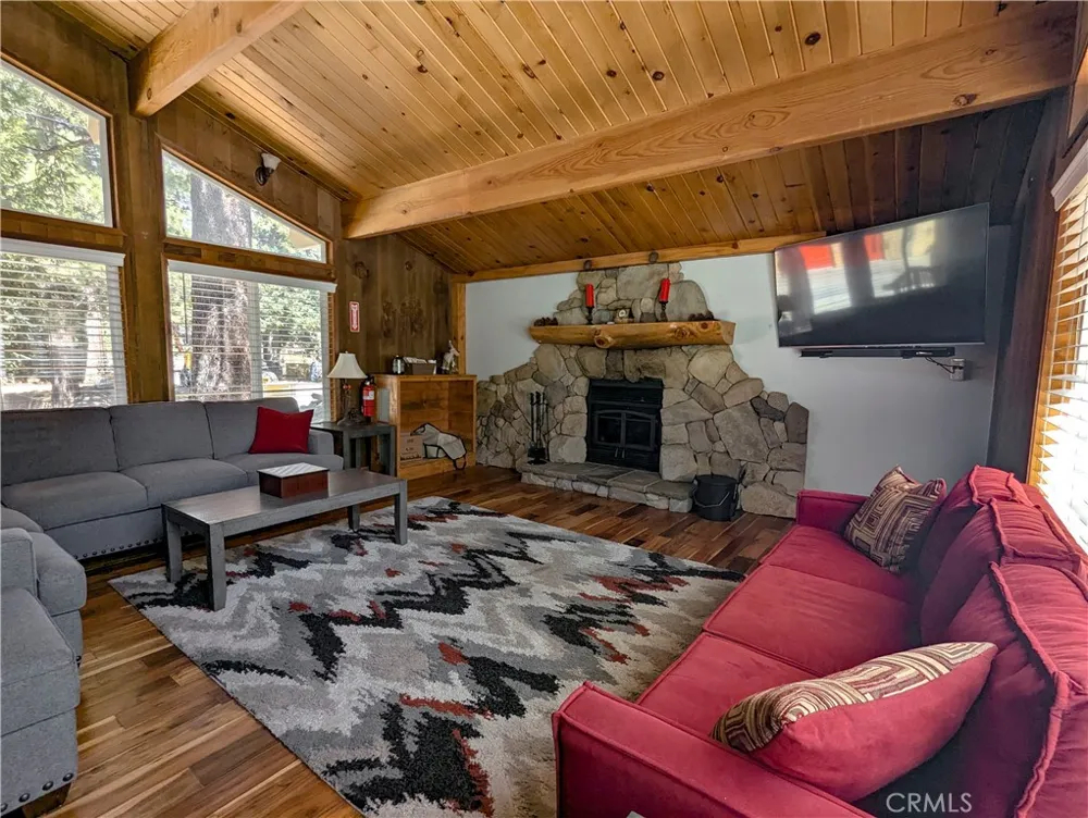 33597 Green Valley Lake Road Green Valley Lake, CA 92341